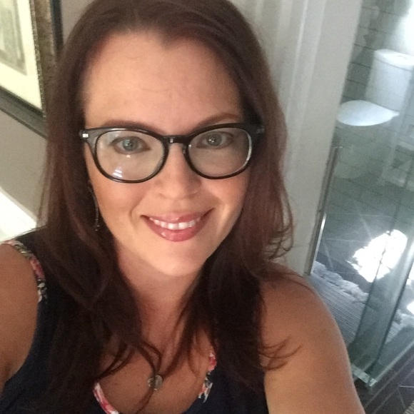 Meet your Posher, Ginger - Picture 1 of 1